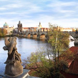 Residence Charles Bridge